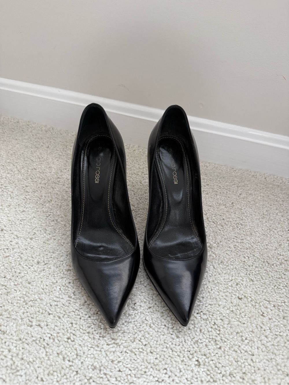 Sergio Rossi Black Leather Pointed Toe Pumps Heels Size 37 Made in Italy